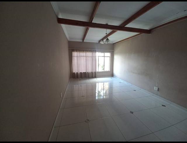 2 BEDROOM PROPERTY TO RENT IN ERASMIA
